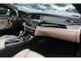 BMW 5-Serie 520i Luxury Edition / NL Auto! / Schuifdak / Leder / Navigatie / Parkeerhulp V+A / 18'' / Stoelverwarming / Schakelpaddels / Cruise Control