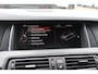 BMW 5-Serie 520i Luxury Edition / NL Auto! / Schuifdak / Leder / Navigatie / Parkeerhulp V+A / 18'' / Stoelverwarming / Schakelpaddels / Cruise Control