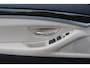 BMW 5-Serie 520i Luxury Edition / NL Auto! / Schuifdak / Leder / Navigatie / Parkeerhulp V+A / 18'' / Stoelverwarming / Schakelpaddels / Cruise Control