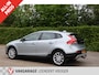 Volvo V40 Cross Country 2.0 T3 Momentum|Trekhaak|Volledig rijklaar|12 maanden BOVAG gara