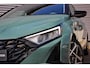 Hyundai i20 1.0 T-GDI Prime 48V MHEV // Top uitvoering | BOSE | Stoel- & stuurverwarming | Camera | Interieurverlichting | Two-tone