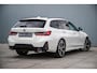 BMW 3-Serie Touring 320e | M-Sport | Pano | HUD | ACC | H/K | Camera | Keyless | Ambiance Lighting