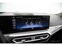 BMW 3-Serie Touring 320e | M-Sport | Pano | HUD | ACC | H/K | Camera | Keyless | Ambiance Lighting