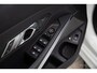 BMW 3-Serie Touring 320e | M-Sport | Pano | HUD | ACC | H/K | Camera | Keyless | Ambiance Lighting