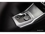 BMW 3-Serie Touring 320e | M-Sport | Pano | HUD | ACC | H/K | Camera | Keyless | Ambiance Lighting
