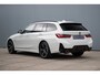 BMW 3-Serie Touring 320e | M-Sport | Pano | HUD | ACC | H/K | Camera | Keyless | Ambiance Lighting