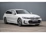 BMW 3-Serie Touring 320e | M-Sport | Pano | HUD | ACC | H/K | Camera | Keyless | Ambiance Lighting