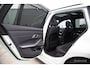 BMW 3-Serie Touring 320e | M-Sport | Pano | HUD | ACC | H/K | Camera | Keyless | Ambiance Lighting