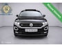 Volkswagen T-Roc - 1.5 TSI 3xR-Line PANO ACC Cam Virtual
