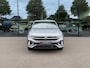 Volkswagen T-Roc 1.5 TSI 150pk DSG R-Line | Black Style | Camera | Keyless | Elek. Achterklep | Dode hoek | Rijklaar incl. 1 jaar Bovag garantie