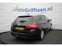 Peugeot 308 SW 1.2 e-THP Blue Lease Executive met trekhaak en panoramadak