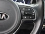Kia Niro EV e-Niro ExecutiveLine 64 kWh | Panoramadak | Stoel/Stuurwielverwarming | JBL | Adaptieve Cruise Control | Keyless Go | LED Koplampen |