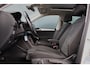 Volkswagen Tiguan 1.4 TSI Connected Series | Trekhaak | Panoramadak | Stoelverwarming | Apple Carplay / Android Auto | DAB+ radio
