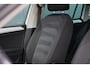 Volkswagen Tiguan 1.4 TSI Connected Series | Trekhaak | Panoramadak | Stoelverwarming | Apple Carplay / Android Auto | DAB+ radio