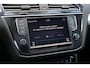 Volkswagen Tiguan 1.4 TSI Connected Series | Trekhaak | Panoramadak | Stoelverwarming | Apple Carplay / Android Auto | DAB+ radio
