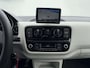 Volkswagen Up! 1.0 high up! | Parkeersensren | Nieuwe apk + 4 banden | Stoelverwarming | Airco | Navigatie | Leder pakket