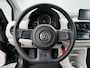 Volkswagen Up! 1.0 high up! | Parkeersensren | Nieuwe apk + 4 banden | Stoelverwarming | Airco | Navigatie | Leder pakket