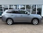 Mitsubishi Outlander 2.0 PHEV instyle | Trekhaak | Schuifkanteldak | Stoelverwarming | Navi