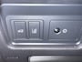 Land Rover Discovery Sport 2.0 TD4 SE Climate / Cruise / Navi / Trekhaak / Camera / Stoelverw / Extra winterset op velg