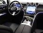 Mercedes-Benz GLC 300e 4MATIC Luxury Line | Panoramadak | Trekhaak | Rij assistentiepakket | Winter pakket |