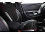 Renault Captur 1.2 TCe Helly Hansen | NAVI / TREKHAAK / STYLE- PACK | R LINK | CAMERA | 17"