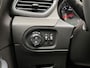 Opel Grandland X 1.2 Turbo Sport Automaat (APPLE CARPLAY, GROOT NAVI, CLIMATE, STUUR/STOELVERWARMING, SPORTSTOELEN, PARKEERSENSOREN, GETINT GLAS, CRUISE, NIEUWSTAAT)