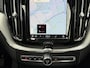 Volvo XC60 2.0 T8 Plug-in hybrid AWD Ultimate Dark | SOH 100% | Panoramadak | Harman/Kardon | Apple Carplay/Android Auto | HUD | Cruise control adaptief | Stoelverwarming V+A |