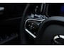 Volvo XC60 2.0 T8 Plug-in hybrid AWD Ultimate Dark | SOH 100% | Panoramadak | Harman/Kardon | Apple Carplay/Android Auto | HUD | Cruise control adaptief | Stoelverwarming V+A |