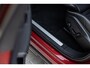 Volvo XC60 2.0 T8 Plug-in hybrid AWD Ultimate Dark | SOH 100% | Panoramadak | Harman/Kardon | Apple Carplay/Android Auto | HUD | Cruise control adaptief | Stoelverwarming V+A |