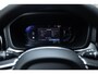 Volvo XC60 2.0 T8 Plug-in hybrid AWD Ultimate Dark | SOH 100% | Panoramadak | Harman/Kardon | Apple Carplay/Android Auto | HUD | Cruise control adaptief | Stoelverwarming V+A |