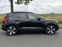 Volvo XC40 Recharge Twin Plus 78 kWh | SOH 94,2% | Warmtepomp | Navigatie | Stoelverwarming | Dodehoekdetectie | Apple Carplay/Android Auto | Achteruitrijcamera | Half stof-leder |
