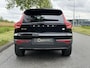 Volvo XC40 Recharge Twin Plus 78 kWh | SOH 94,2% | Warmtepomp | Navigatie | Stoelverwarming | Dodehoekdetectie | Apple Carplay/Android Auto | Achteruitrijcamera | Half stof-leder |