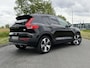 Volvo XC40 Recharge Twin Plus 78 kWh | SOH 94,2% | Warmtepomp | Navigatie | Stoelverwarming | Dodehoekdetectie | Apple Carplay/Android Auto | Achteruitrijcamera | Half stof-leder |