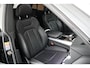 Audi Q8 60 TFSI e 462pk quattro Competition Matrix Panoramadak Trekhaak Memory Camera HUD Leder B&O Navigatie