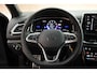 Volkswagen T-Roc 1.5 TSI 150pk DSG R-Line Edition Trekhaak Camera Navigatie Stoelverwarming LED Massage