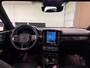 Volvo XC40 Recharge Ultimate 70 kWh | Trekhaak | All Season banden | Schuifdak | 360° Camera | Harman Kardon | Adaptieve Cruise Control | Bestuurdersstoel elektrisch geheugen | Stoel en Stuurwielverwarming | 19 Inch | Passagiersstoel elektrisch | Microtech / alcantara bekleding | Zitting verlenging voorstoelen | Pilot Assist | BLIS Dode Hoek Detectie | Warmtepomp | Google Infotainment | Keyless Drive | Verlichtingspack 2 | Parkeersensoren voor+achter | Elektrisch bedienbare achterklep | Breedstralers in voorbumper | Draadloos telefoon opladen | DAB Radio | Apple Carplay/Android Auto | Volvo On Call met mobiele App functie | Onyx Black Metallic |