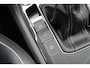 Volkswagen Tiguan 1.4 TSI eHybrid R-Line Business | Incl. 12 maanden garantie | Adaptieve cruise control | Apple carplay/Android auto | Uitklapbare trekhaak | 360° camera | Stoel verwarming voor + achter | Memory seats | Stuurverwarming |