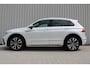 Volkswagen Tiguan 1.4 TSI eHybrid R-Line Business | Incl. 12 maanden garantie | Adaptieve cruise control | Apple carplay/Android auto | Uitklapbare trekhaak | 360° camera | Stoel verwarming voor + achter | Memory seats | Stuurverwarming |
