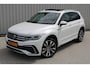 Volkswagen Tiguan 1.4 TSI eHybrid R-Line Business | Incl. 12 maanden garantie | Adaptieve cruise control | Apple carplay/Android auto | Uitklapbare trekhaak | 360° camera | Stoel verwarming voor + achter | Memory seats | Stuurverwarming |