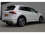 Volkswagen Tiguan 1.4 TSI eHybrid R-Line Business | Incl. 12 maanden garantie | Adaptieve cruise control | Apple carplay/Android auto | Uitklapbare trekhaak | 360° camera | Stoel verwarming voor + achter | Memory seats | Stuurverwarming |