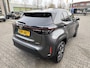 Toyota Yaris Cross HYBRID 115 DYNAMIC STOEL/STUURVERW CAMERA APPLE/ANDROID 17 '' LM-VELGEN LED KEYLESS AD-CRUISE