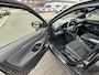 Toyota Yaris Cross HYBRID 115 DYNAMIC STOEL/STUURVERW CAMERA APPLE/ANDROID 17 '' LM-VELGEN LED KEYLESS AD-CRUISE
