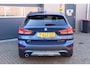 BMW X1 xDrive25e Business Edition Plus, Stoelverwarming, Stuurverwarmd, Camera, Pano, Navi