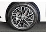 Skoda Octavia Ambition 1.0 e-TSI 110pk DSG-7 | Navigatie | Park Assist | Stoelverwarming | Led verlichting | 17 inch zwarte velgen | Verlengde garantie