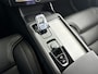 Volvo XC90 T8 Plug-in hybrid AWD Ultra Dark | Panoramadak | 360° camera | Bowers & Wilkins | Stoelventialtie | Head-up Display | Luchtvering | Trekhaak