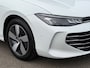 Volkswagen Passat Variant 1.5 eHybrid Business | Dode hoek | Camera | Trekhaak | Head-up | Rijklaar incl. 1 jaar Bovag garantie