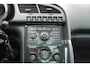 Peugeot 3008 2.0 HDiF HYbrid4 Blue Lease Executive PANO/NAVI/HUD