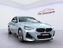 BMW 2-Serie Coupé M240i xDrive High Executive /Apple Carplay/Harman Kardon/BTW/Lederen stoelen met Memory/Head-up/Climate Control V+A/Stoelverwarming/PDC+Camera/Keyless/Sfeerverlichting/(MET GARANTIE*)