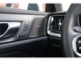 Volvo V60 Cross Country B5 AWD Ultimate | Stoelverwarming | Trekhaak | Panoramadak | Leder | Pilot Assist | BLIS | Full Options