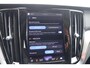 Volvo V60 Cross Country B5 AWD Ultimate | Stoelverwarming | Trekhaak | Panoramadak | Leder | Pilot Assist | BLIS | Full Options